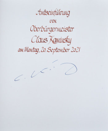 Mzhu2021 09 Goldenesbuch Clauskaminsky Amtseinführung