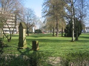 Martin-Luther-Anlage, Mahnmal